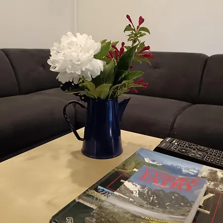 شقة Happy Guests بوبراد